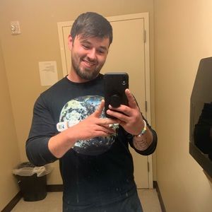 Meet your Posher, Alex